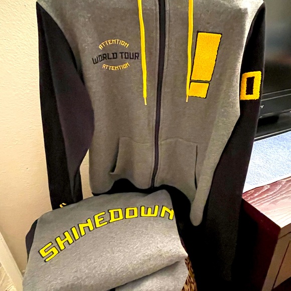 NEW! ATTENTION SHINEDOWN zip up jacket - Picture 2 of 5